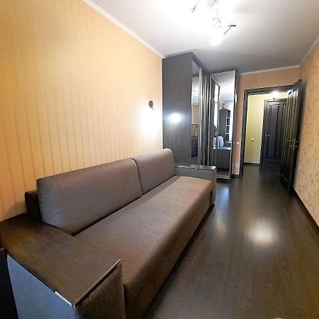 Ботанік Це 3 Кімнатна Квартира Подобово У Центрі Полтави Мережа Alex Apartments Безконтактне Заселення 24-7 Документи Для Відряджень פולטבה מראה חיצוני תמונה